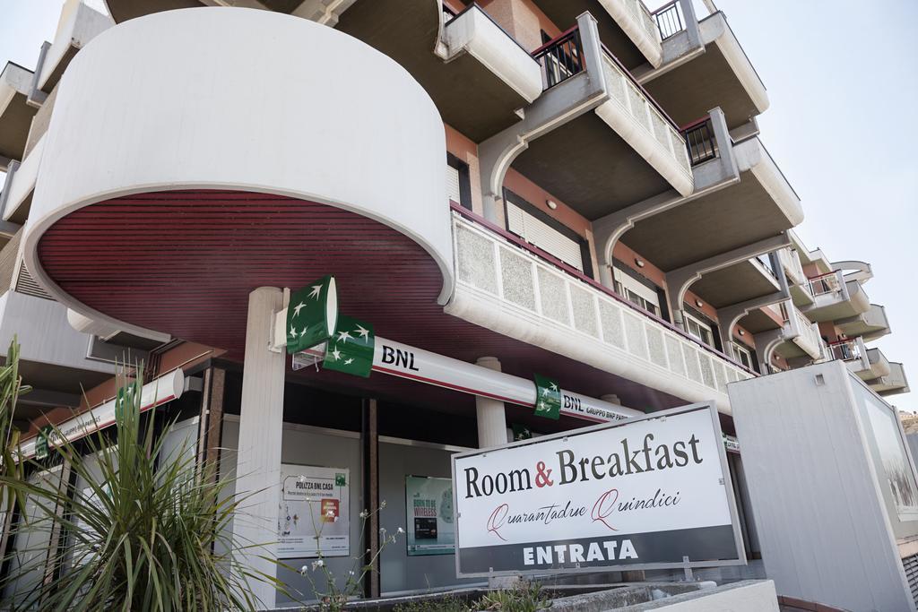 Quarantadue Quindici Hotell Termoli Exteriör bild
