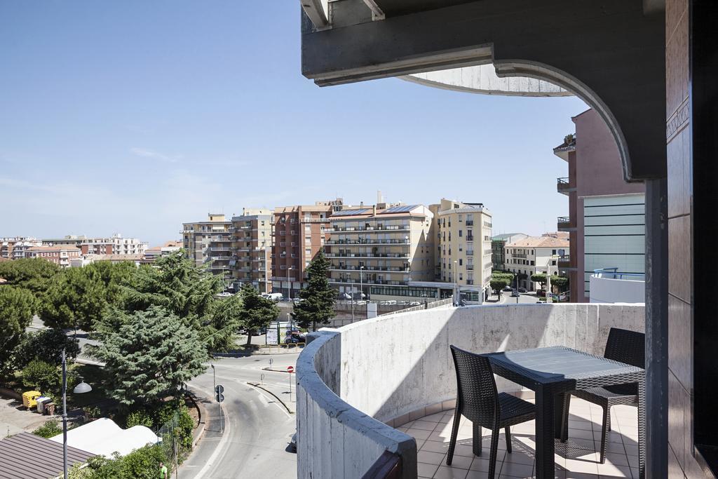 Quarantadue Quindici Hotell Termoli Rum bild