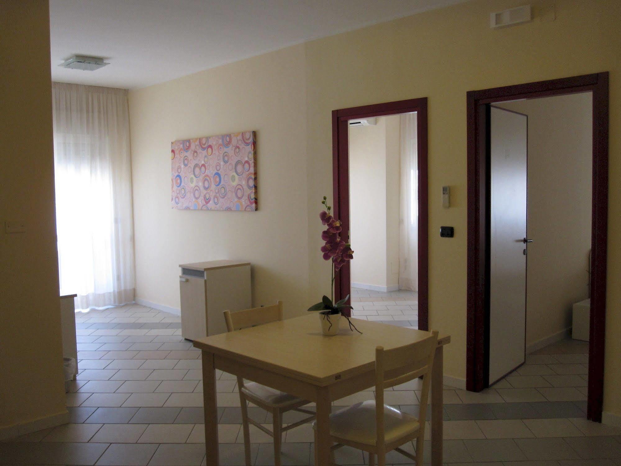 Quarantadue Quindici Hotell Termoli Exteriör bild
