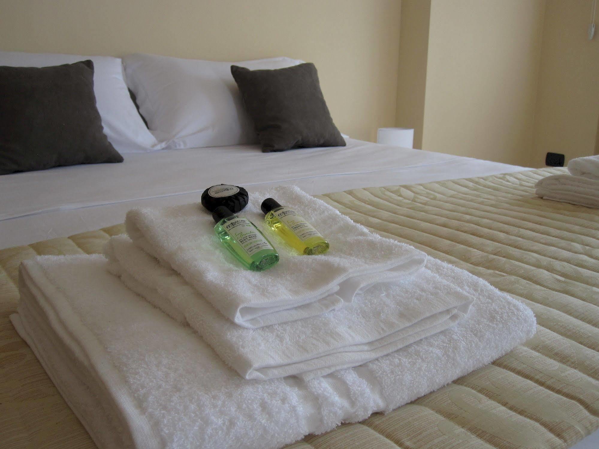 Quarantadue Quindici Hotell Termoli Exteriör bild