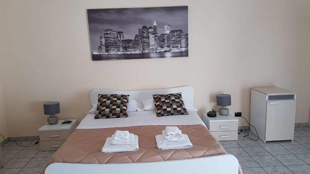 Quarantadue Quindici Hotell Termoli Exteriör bild
